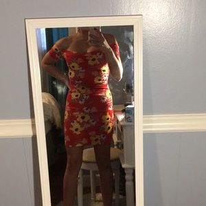 Summery dress never worn!